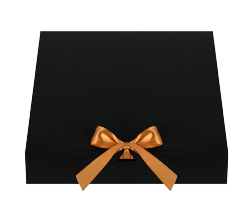 Кутия с панделка черна /квадрат -30 см. х 25 см. х 6 см.