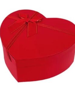 Подаръчна кутия червено сърце - 15 х 12 х 6 см